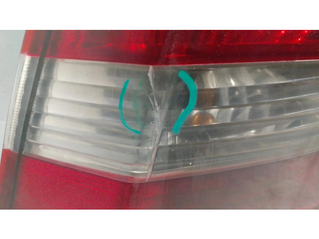 Задний фонарь 30698912 Volvo S40 2008-2012 года