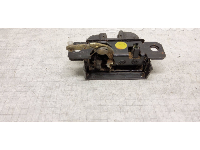 Zámek zadních dveří 7H0827506J Volkswagen Transporter - Caravelle T5 1999