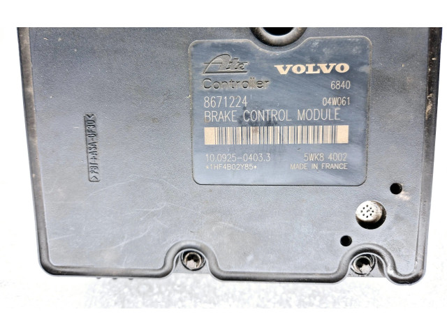Блок АБС 8671224, P8671225   Volvo  V70  2000 - 2004 года