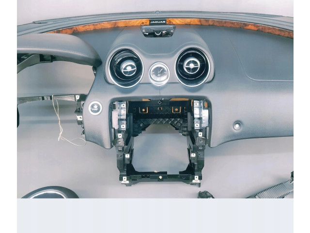 Подушка безопасности пассажира AW93-F044A74-AD Jaguar XJ X351