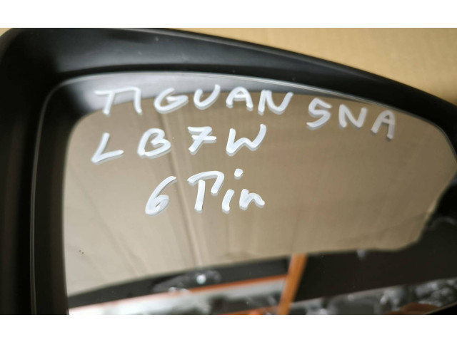 Zpětné zrcátko  Volkswagen Tiguan 2019    