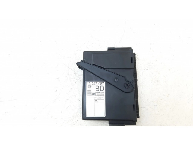 Блок комфорта 13247087, 330518684 Opel Meriva A