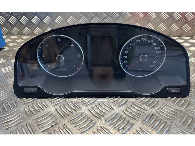 Přístrojová deska Volkswagen Multivan T5 2013 VDD02404, 7E0920860G