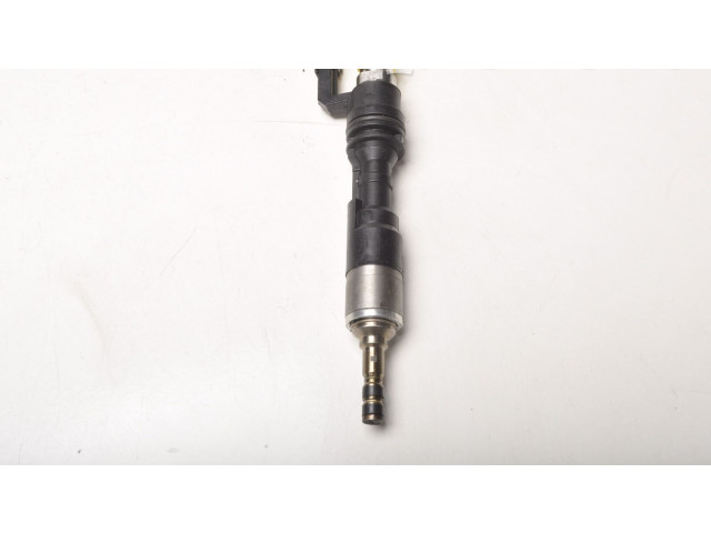 Vstřikovač HF0113250B Mazda CX-30