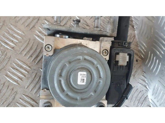 Jednotka ABS A2054313612 Mercedes-Benz C W205 2014