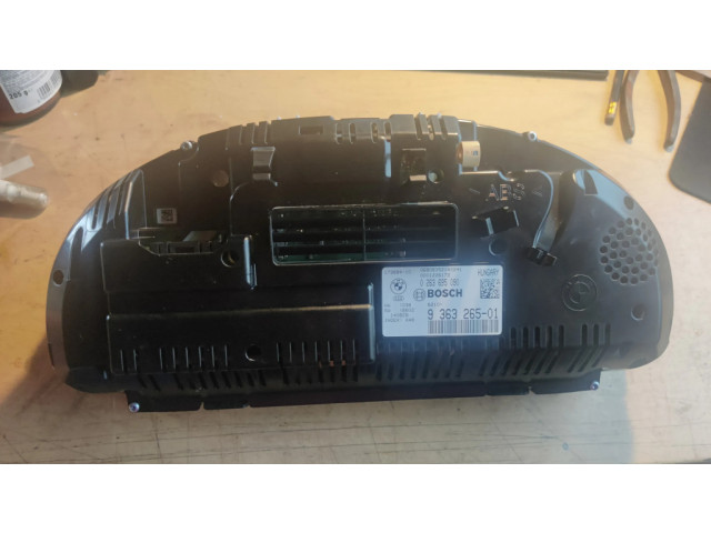 Přístrojová deska BMW X5 F15 2016 0263695090, 9363265