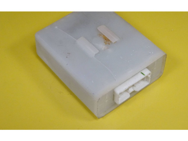 Блок управления 284502M300 Nissan Almera