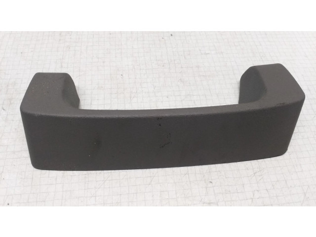 Другая деталь салона