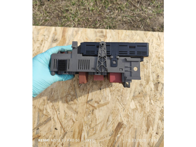   Pojistková skříňka 8200315964, 81N3   Renault Espace -  Grand espace IV 2004