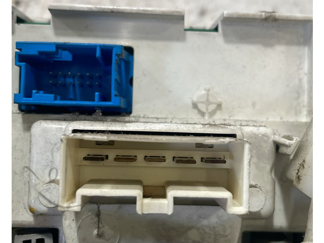 Блок управления климат-контролем    Fiat Grande Punto