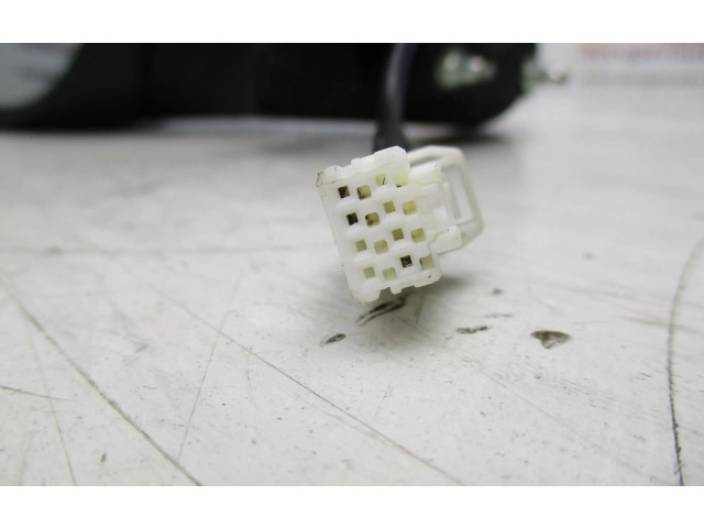 Zpětné zrcátko  Nissan Juke I F15 2010    