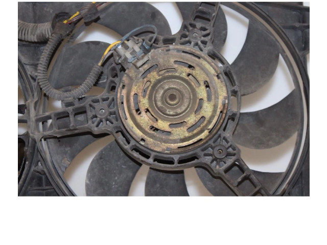 Вентилятор радиатора Fiat Idea