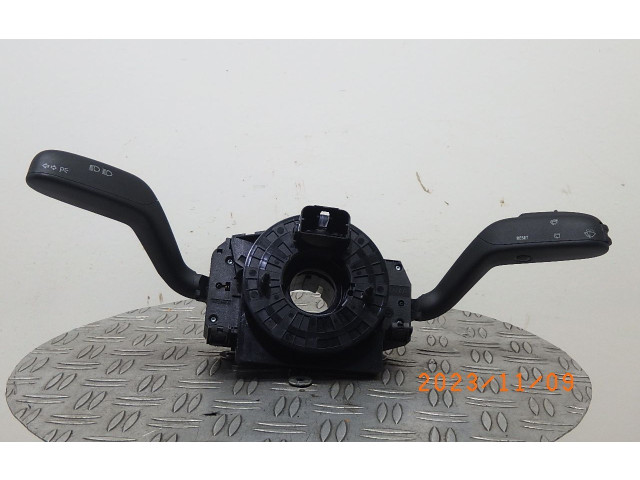 Панель приборов 7H0953503BL Skoda Fabia Mk2 (5J)