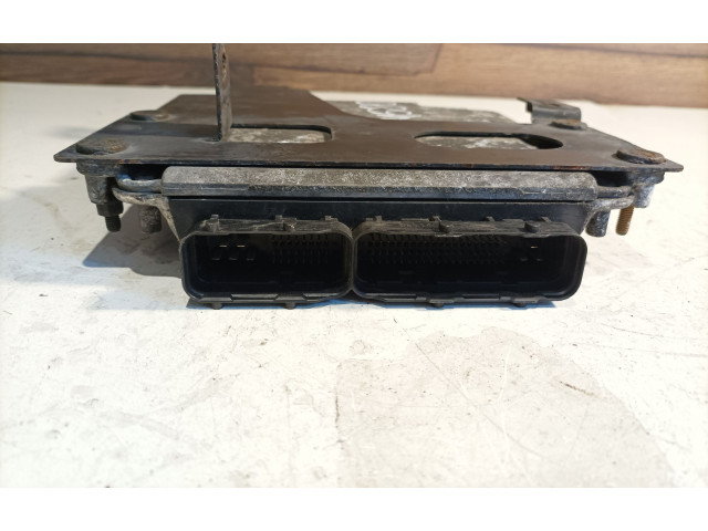 Блок управления двигателя 0281012999, P05094 Chrysler Voyager