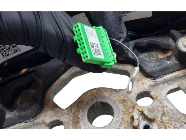 Руль Volvo XC40 - года P32227629, 3Z3423223BD