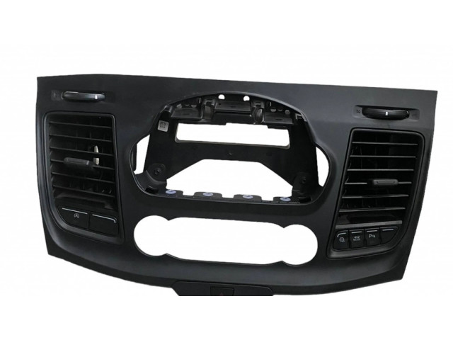 Отделка внутренней панели