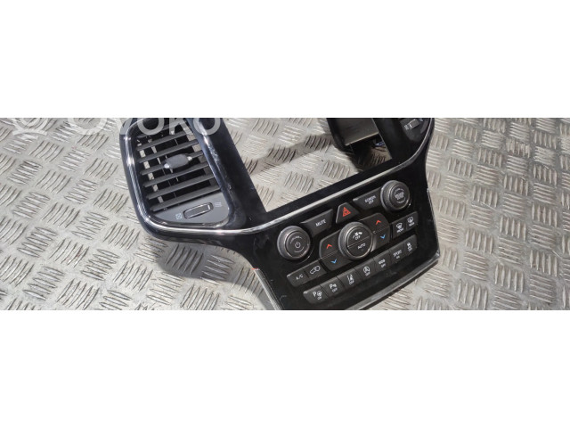 Блок управления климат-контролем P68388670AB, 68388670 Jeep Grand Cherokee