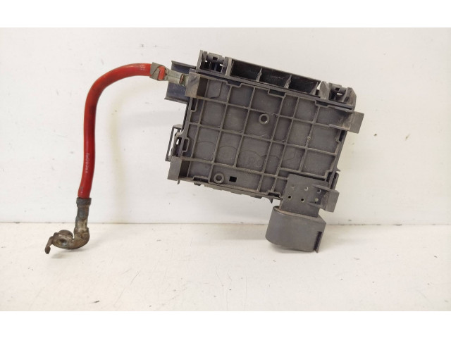 Блок предохранителей  1J0937550A   Skoda Octavia Mk1 (1U)    