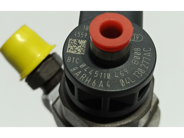 Vstřikovač 04L130277AC, 0445110469 Skoda Octavia Mk3 (5E) CRM