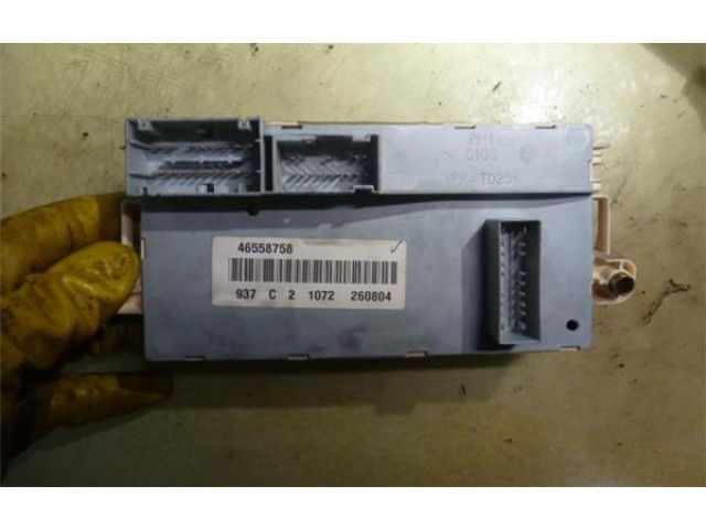 Блок предохранителей 60698109, 501204220020 Alfa Romeo 166