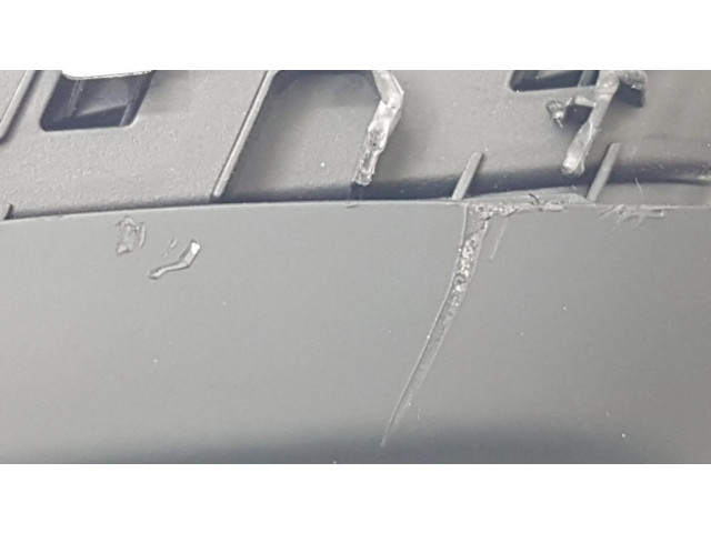 Боковая воздушная решётка