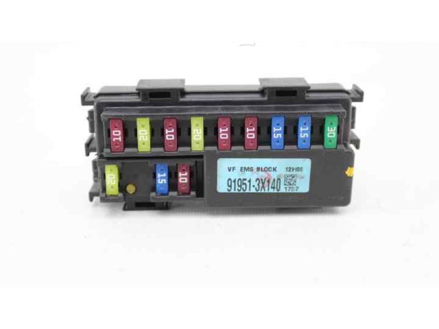 Pojistková skříňka 919513X140 Hyundai i30 2012