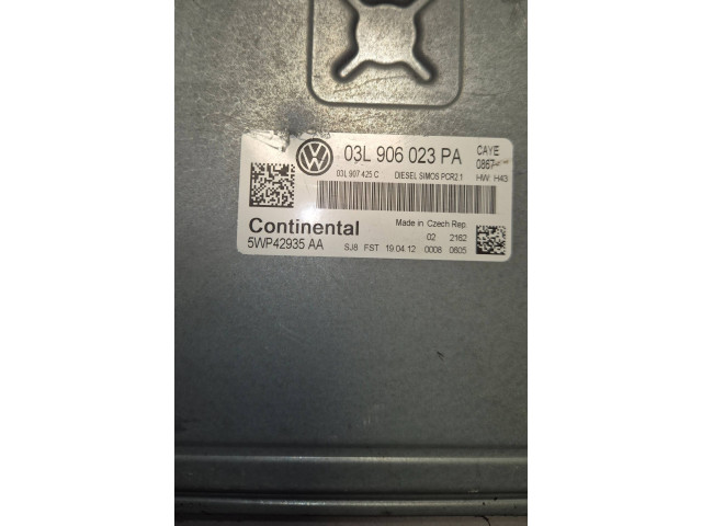 Řídící jednotka 03L906023PA, 03L907425C Volkswagen Caddy 2004
