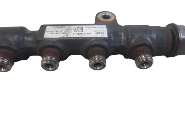 Топливная рампа 9654592680   Volvo V50  