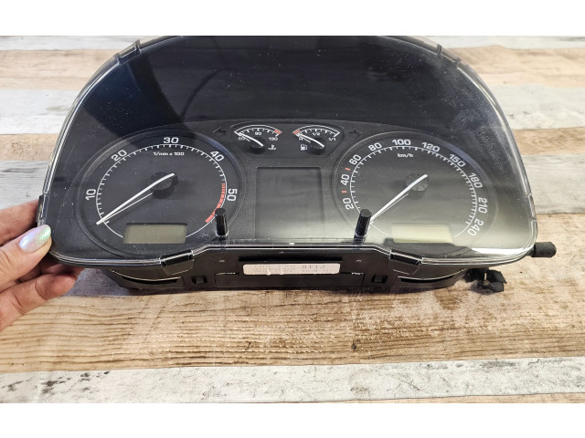 Панель приборов 1U0920811J, 110080146 Skoda Octavia Mk1 (1U)