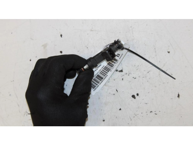 Vstřikovač Chevrolet Captiva pro benzínový motor 2.4