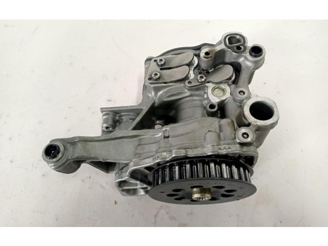 Масляный насос   04L145208K  Volkswagen Caddy 