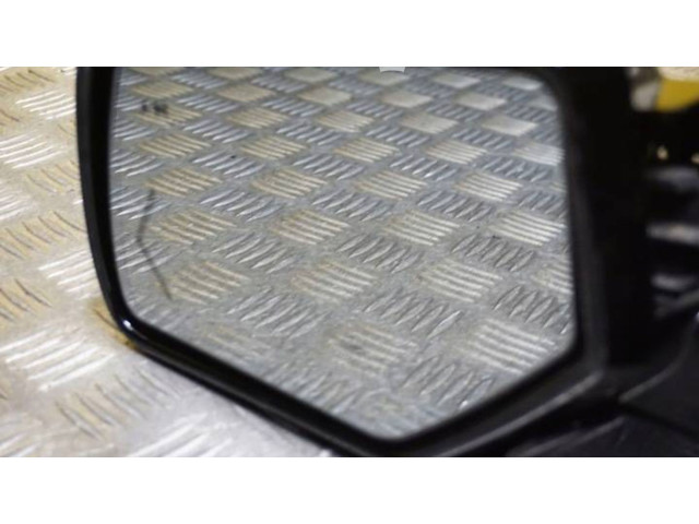 Зеркало электрическое GMC Yukon - года