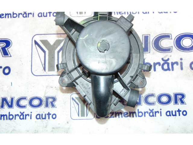 Вентилятор печки       Fiat Punto Evo