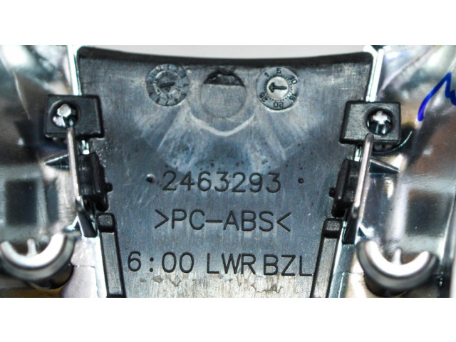 Отделка вокруг крышки топливного бака