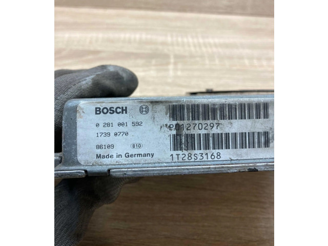 Блок управления двигателем ECU    0281001592, 17390770   Volvo S70  V70  V70 XC