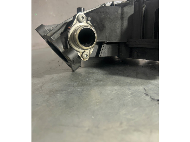 Всасывающий коллектор 03L129711B Audi Q5 SQ5