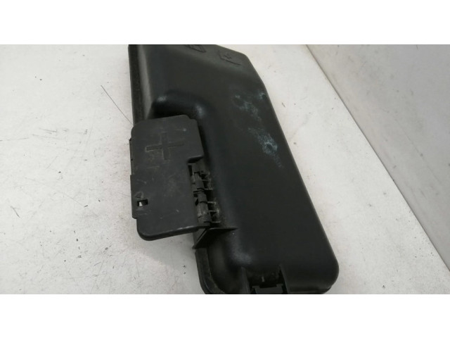 Крышка блока предохранителей 30728133 Volvo XC70