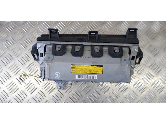 Подушка безопасности для колен 7390030060 Lexus GS 250 350 300H 450H