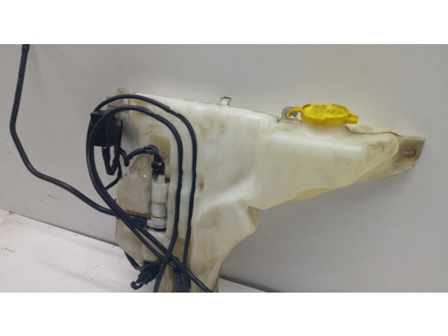 Бачок оконной жидкости