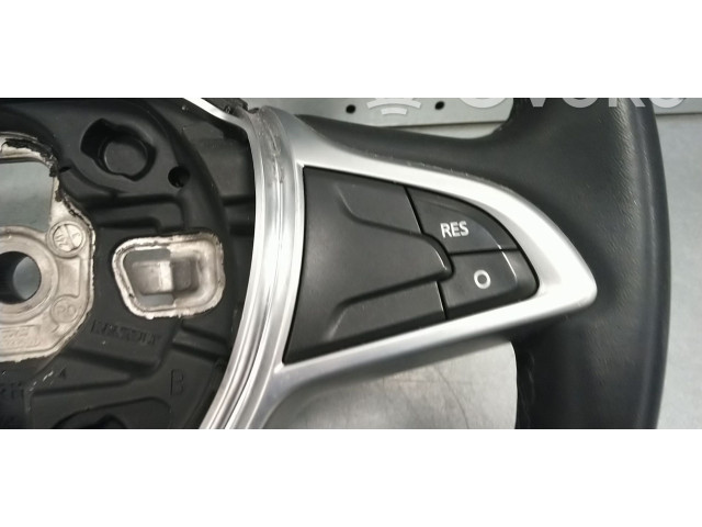 Руль Dacia Logan II  2012 - 2020 года 484007478R      