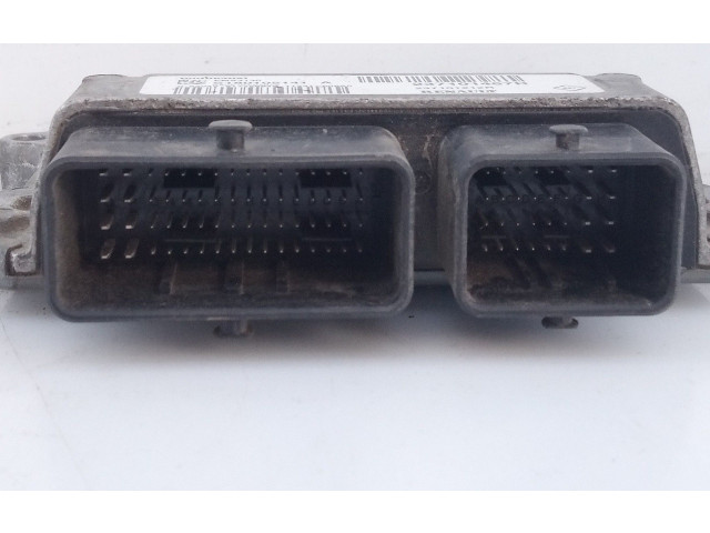 Другие блоки управления / модули 237101467R, E2-A3-13-2 Dacia Sandero