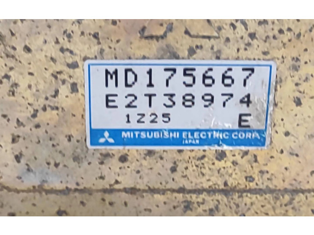 Блок управления двигателя MD175667, E2T38974 Mitsubishi Colt