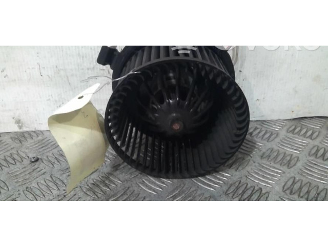 Вентилятор печки    NT   Renault Twingo II