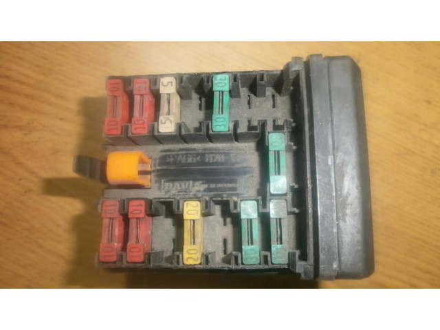 Pojistková skříňka Citroen Berlingo 1997