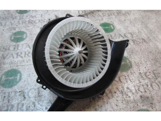 Вентилятор печки 6R1819015 Audi A1