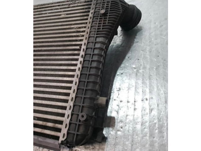 Интеркулер  1K0145803S   Skoda Octavia Mk2 (1Z) 