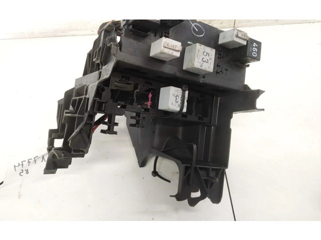 Блок предохранителей 3C0937049Q, F005V00600 Volkswagen Jetta V