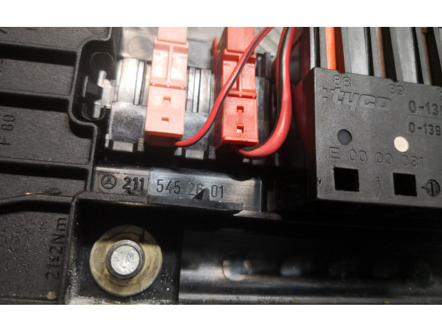 Блок предохранителей 2115452601, A2115452601 Mercedes-Benz ML W164