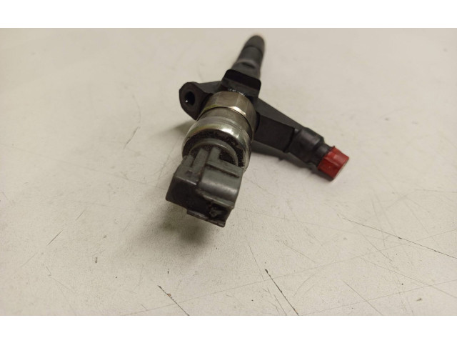 Vstřikovač 166008H800 Nissan X-Trail T30