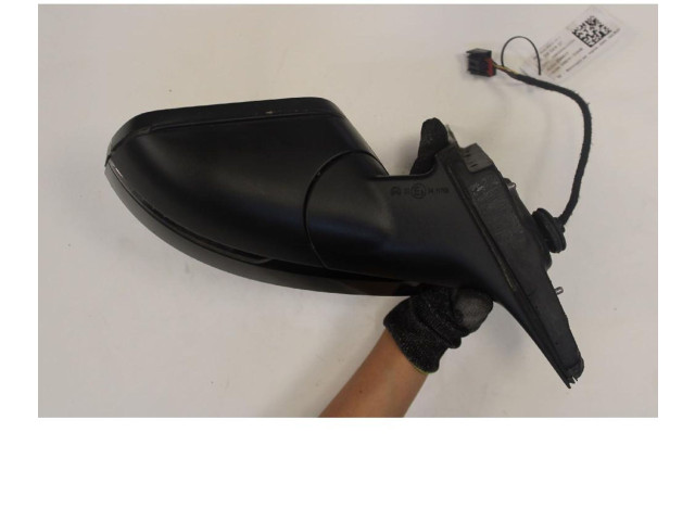 Зеркало электрическое Skoda Scala - года